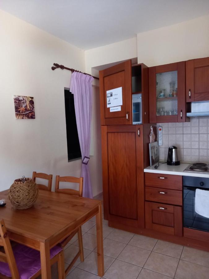 Flisvos Apartment *