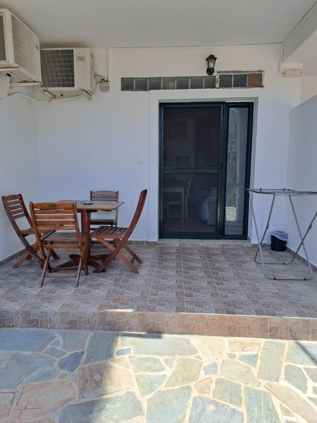 Apartment Flisvos