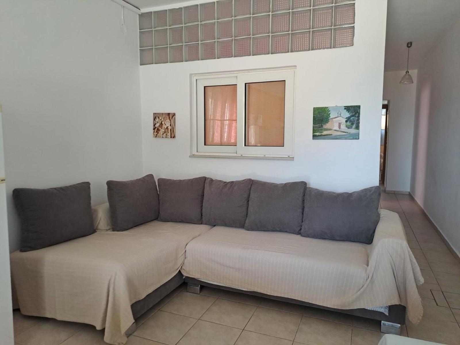 Apartment Flisvos Megalochori (Agistri)