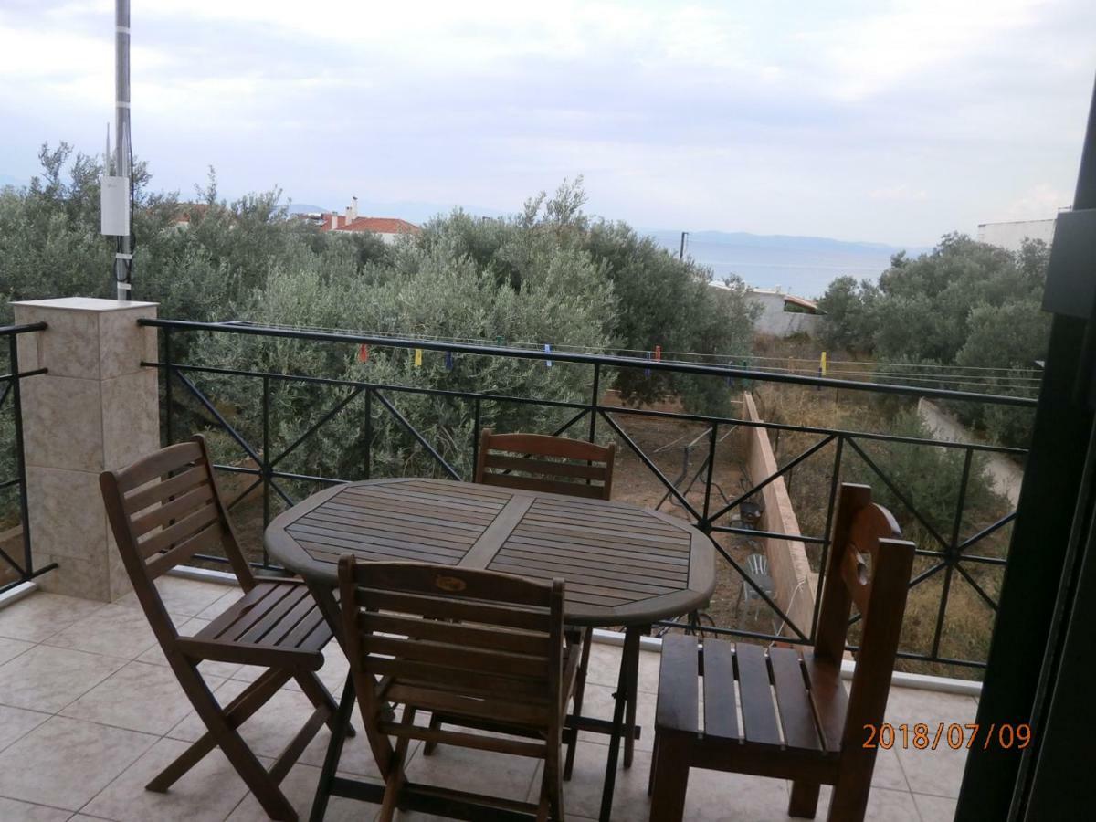 Flisvos Megalochori (Agistri)